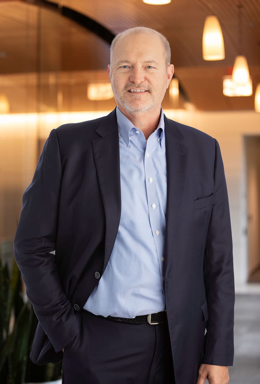 ceo-message.ceo-image-alt